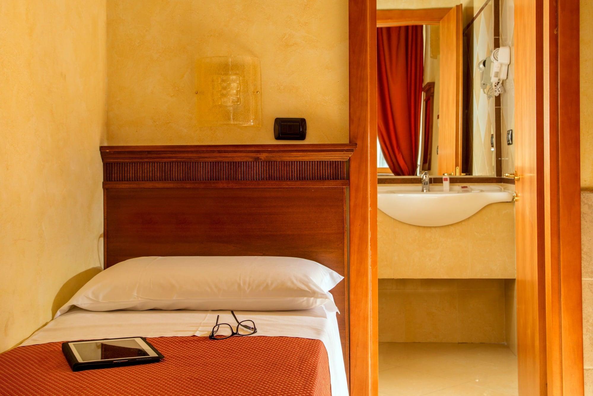 Hotel Luciani Rzym Zewnętrze zdjęcie