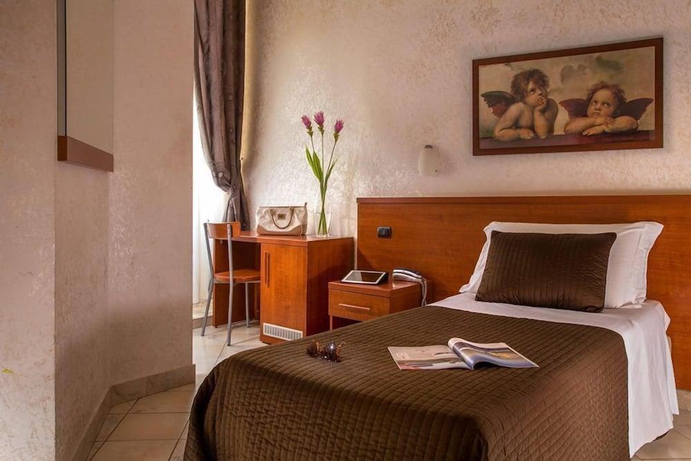 Hotel Luciani Rzym Zewnętrze zdjęcie