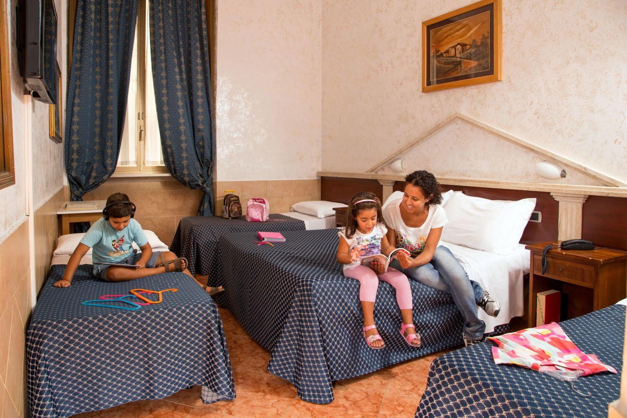 Hotel Luciani Rzym Zewnętrze zdjęcie
