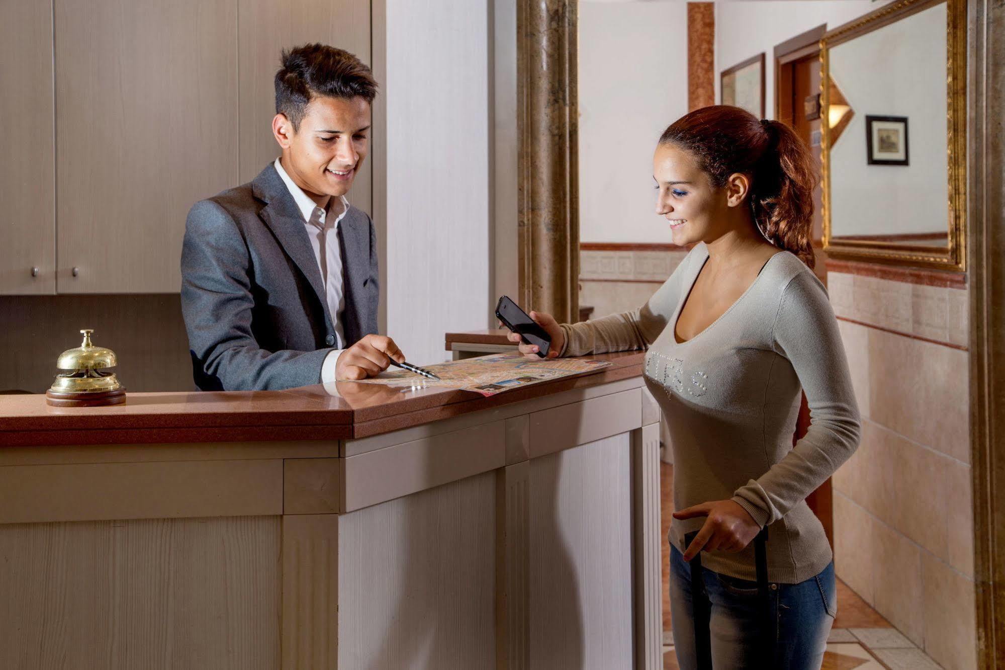 Hotel Luciani Rzym Zewnętrze zdjęcie
