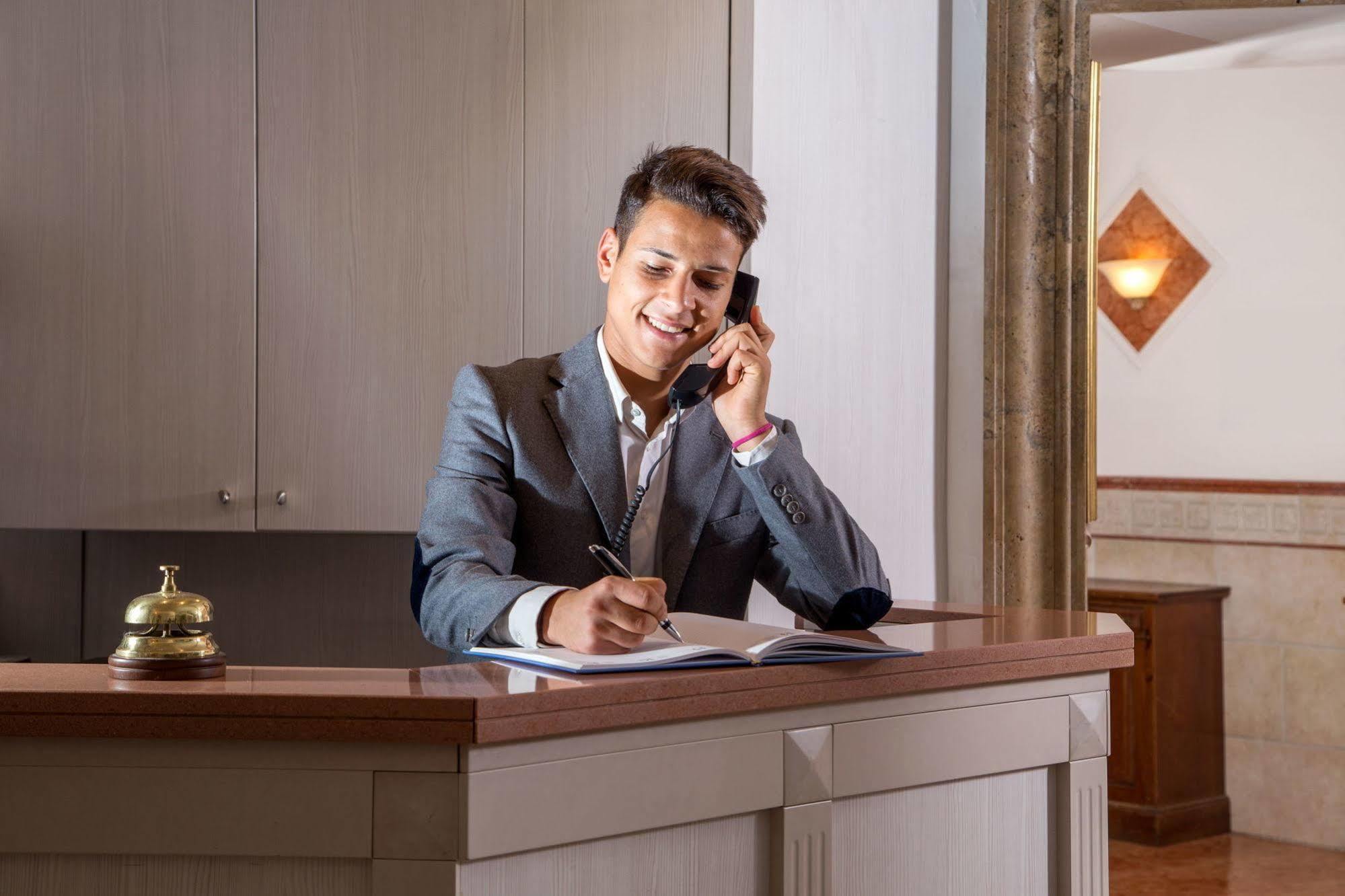 Hotel Luciani Rzym Zewnętrze zdjęcie